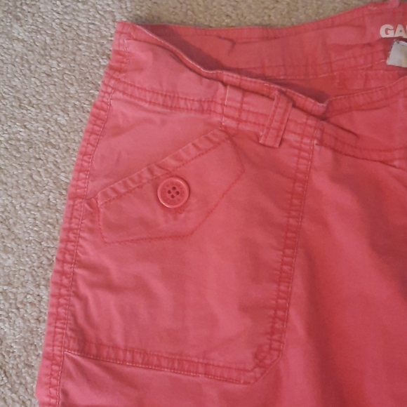 Roll-up capris - Picture 3 of 7